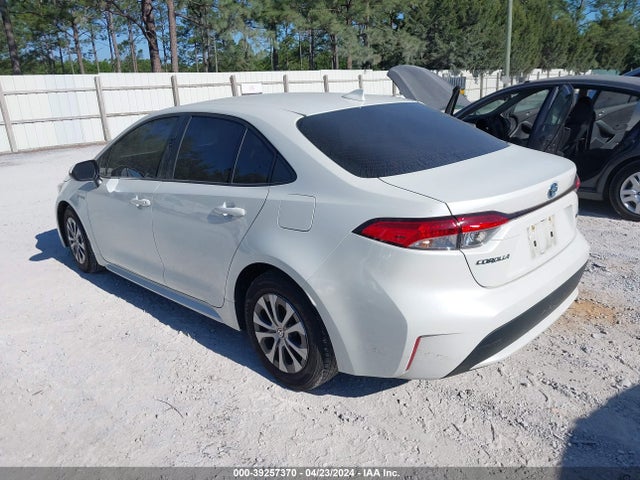 Toyota Corolla Hybrid Le 2021 JTDEAMDE1MJ010939 Image 3