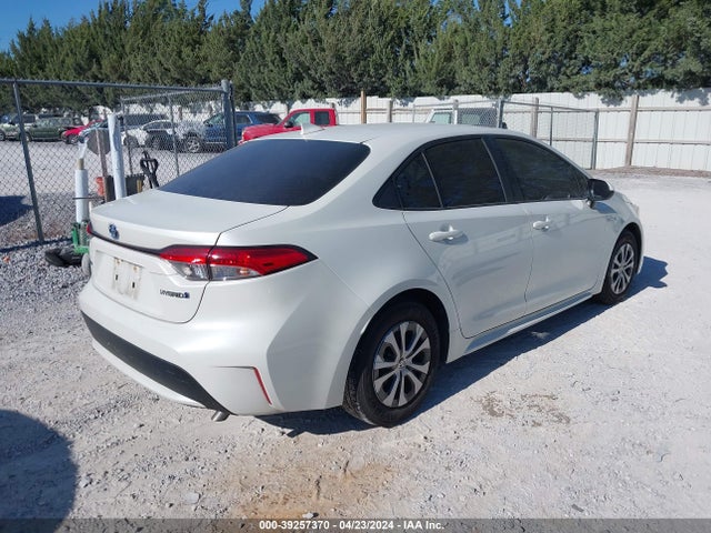Toyota Corolla Hybrid Le 2021 JTDEAMDE1MJ010939 Image 4