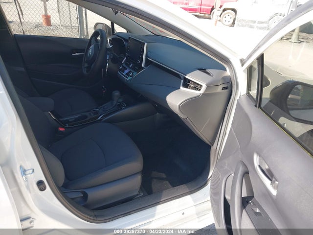 Toyota Corolla Hybrid Le 2021 JTDEAMDE1MJ010939 Image 5