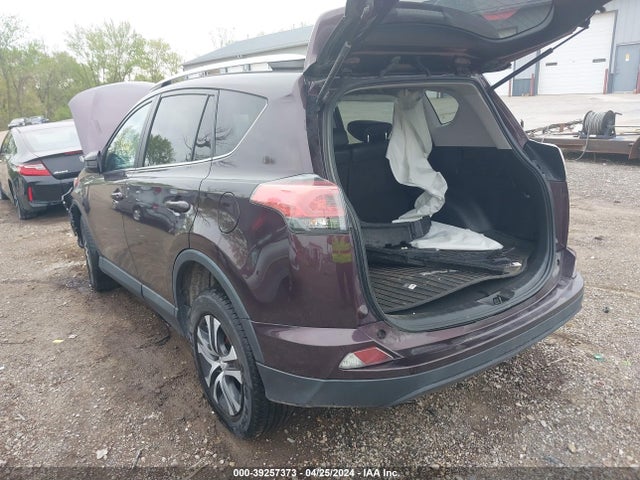Toyota RAV4 LE 2017 2T3BFREV4HW629185 Image 3