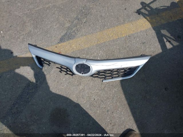 4T1BK1FK6EU025675 Toyota Camry Se V6