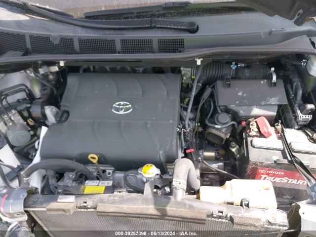 Toyota Sienna Se 8 Passenger 2015 5TDXK3DC3FS665480 Image 10