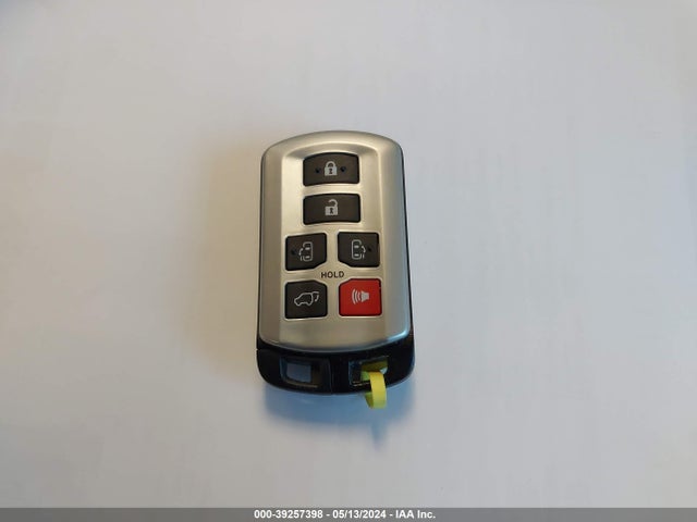 Toyota Sienna Se 8 Passenger 2015 5TDXK3DC3FS665480 Image 11