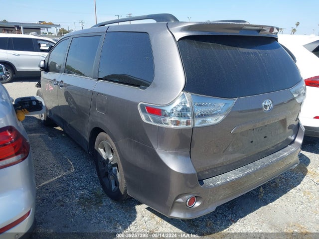 Toyota Sienna Se 8 Passenger 2015 5TDXK3DC3FS665480 Image 3