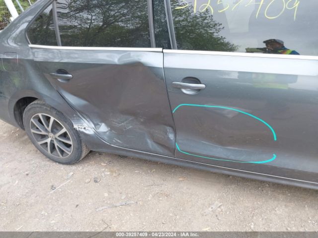 3VWDB7AJ7HM243385 Volkswagen Jetta 1.4t Se