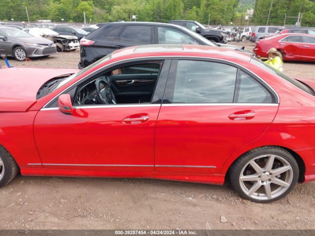WDDGF4HB4EG229697 Mercedes-Benz C 250 Luxury/sport