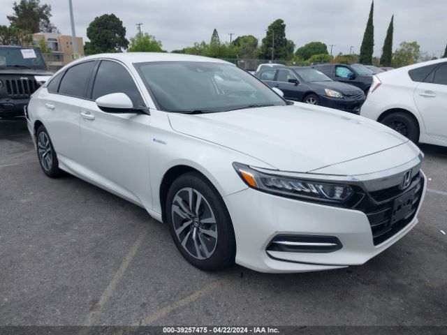 Auction sale of the 2018 Honda Accord Hybrid, vin: 1HGCV3F15JA012996, lot number: 39257475