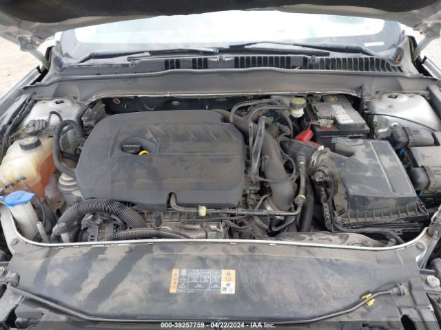 3FA6P0HD3GR192883 Ford FUSION SE