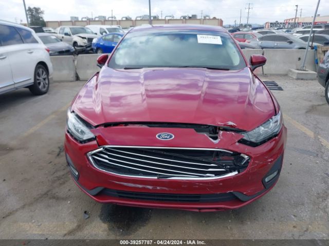 3FA6P0HD7KR174055 Ford FUSION SE