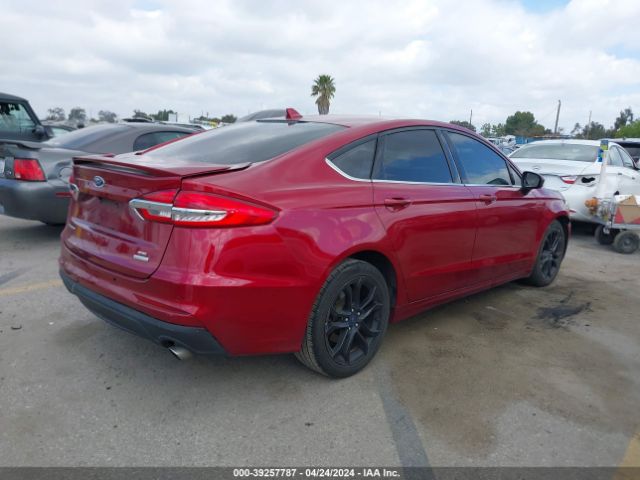 3FA6P0HD7KR174055 Ford FUSION SE