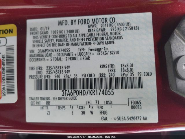 3FA6P0HD7KR174055 Ford FUSION SE