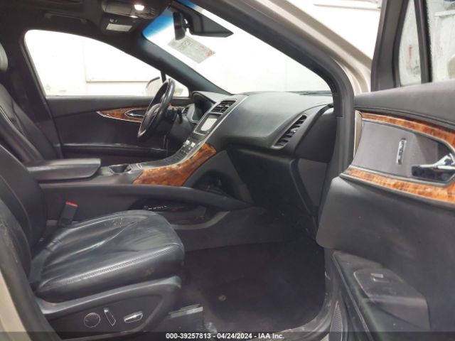 2LMPJ8KP8HBL35375 Lincoln Mkx Select
