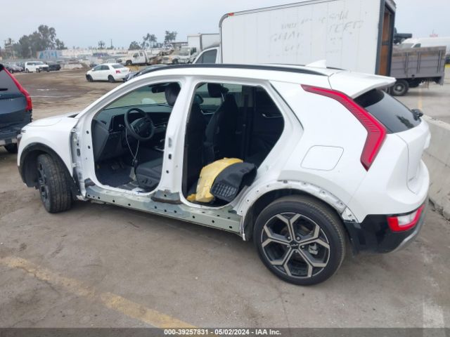 KNDCR3LE3P5090477 KIA Niro Ex Touring