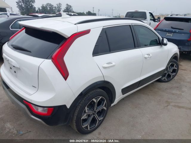 KNDCR3LE3P5090477 KIA Niro Ex Touring