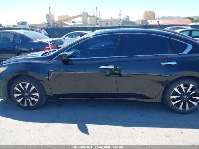 1N4AL3AP5JC274132 Nissan Altima 2.5 Sv