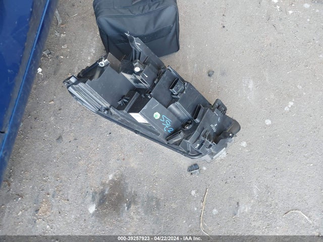 3VVDX7B29NM004946 Volkswagen Taos 1.5t S