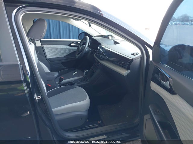3VVDX7B29NM004946 Volkswagen Taos 1.5t S
