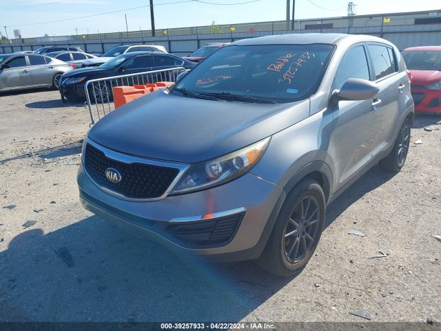 KIA Sportage Lx 2016 KNDPB3AC8G7820007 Image 2