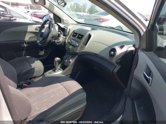 Chevrolet Sonic Lt Auto 2014 1G1JC5SH7E4172093 Image 5