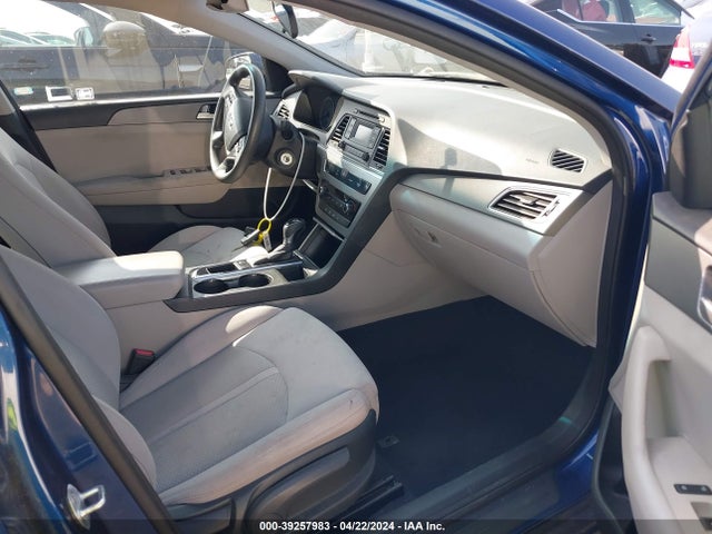 Hyundai SONATA SE 2015 5NPE24AF2FH023267 Image 5