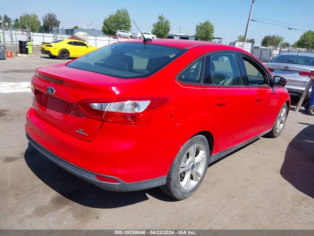 Ford FOCUS SE 2014 1FADP3F29EL187077 Image 4