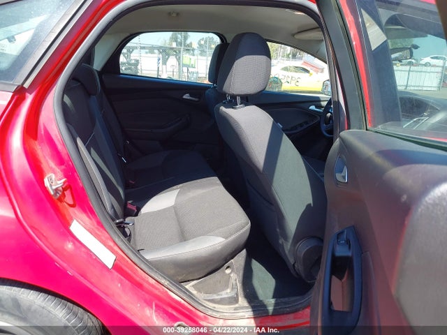 Ford FOCUS SE 2014 1FADP3F29EL187077 Image 8