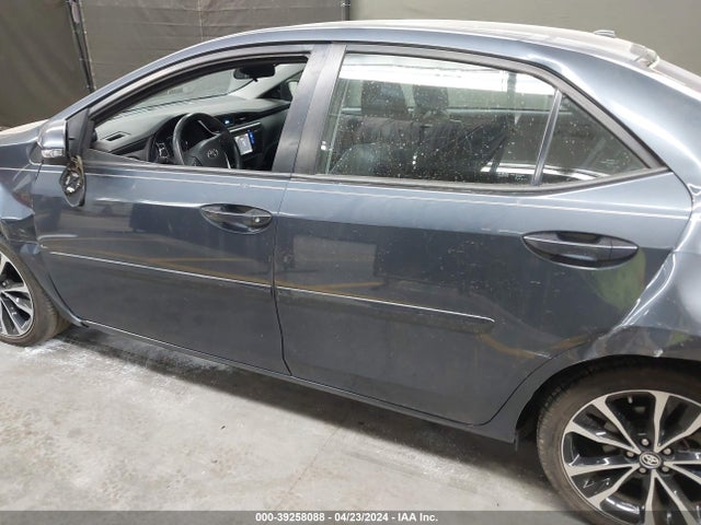 Toyota COROLLA SE 2017 5YFBURHE5HP604663 Image 14