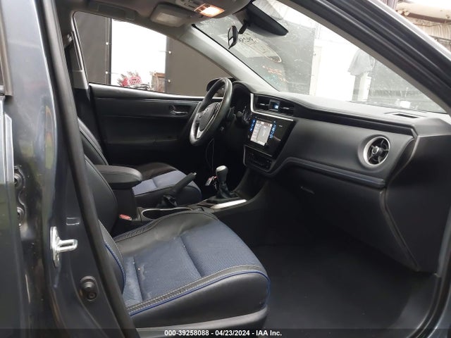 Toyota COROLLA SE 2017 5YFBURHE5HP604663 Image 5