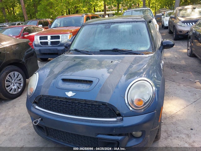 2011 MINI COOPER S CLUBMAN WMWZG3C59BTY30065 Photo 5