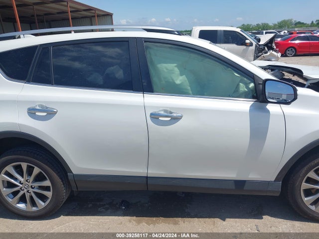 Toyota Rav4 Limited 2017 JTMYFREV2HD104908 Image 13