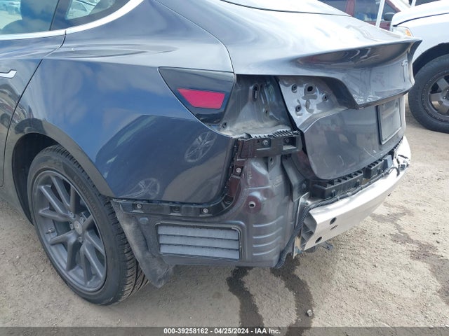 Tesla Model 3 Long Range/mid Range/standard Range/standard Range Plus 2019 5YJ3E1EA2KF410972 Image 6