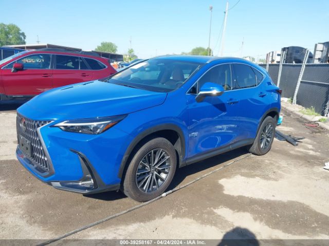 2T2AKCEZ3RC027747 Lexus NX 350H