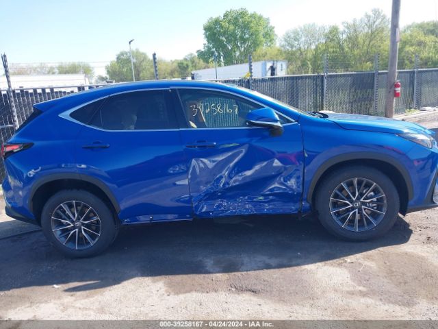 2T2AKCEZ3RC027747 Lexus NX 350H