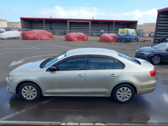 3VW2K7AJ0EM255154 Volkswagen Jetta 2.0l S