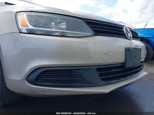 3VW2K7AJ0EM255154 Volkswagen Jetta 2.0l S