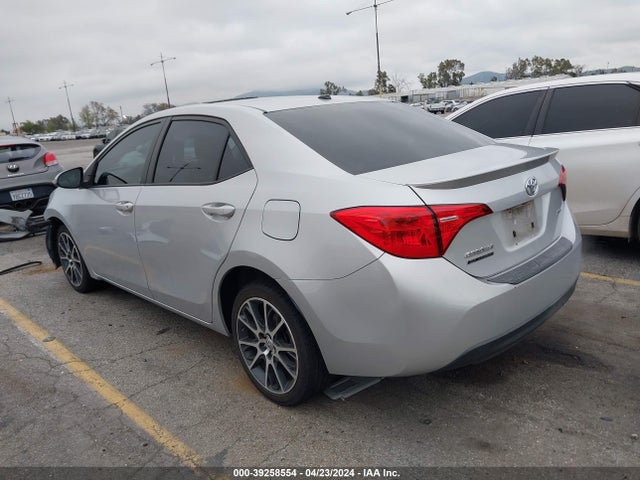 Toyota Corolla Se Special Edition 2017 5YFBURHE9HP603516 Image 3