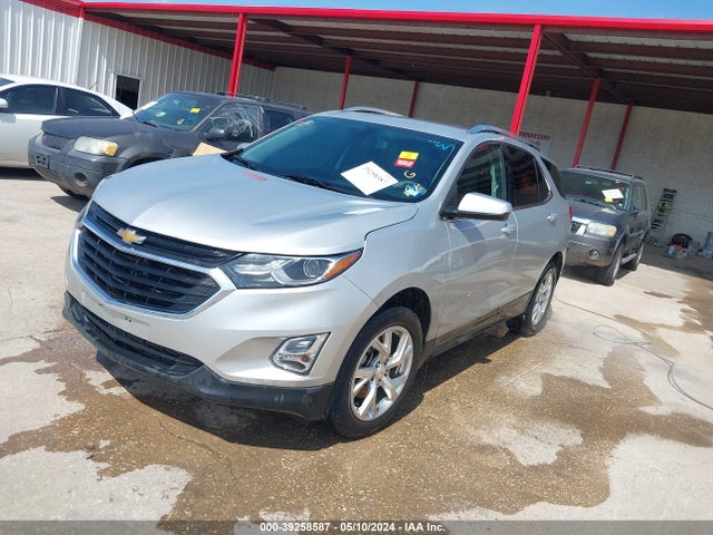 Chevrolet EQUINOX LT 2018 3GNAXKEX1JL376123 Image 2