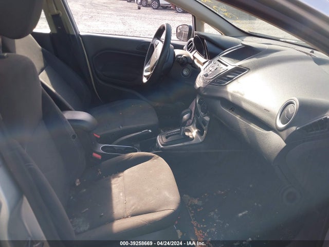 Ford FIESTA SE 2019 3FADP4EJ3KM153239 Image 5