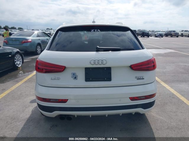 WA1GCCFS7HR006556 Audi Q3 2.0t Premium