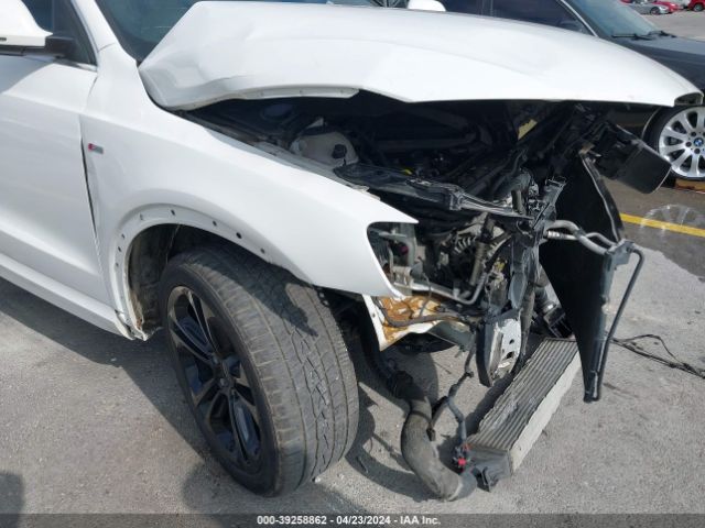 WA1GCCFS7HR006556 Audi Q3 2.0t Premium