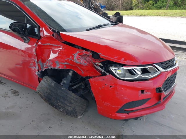 Chevrolet Cruze Ls Auto 2017 1G1BC5SM8H7215022 Image 6