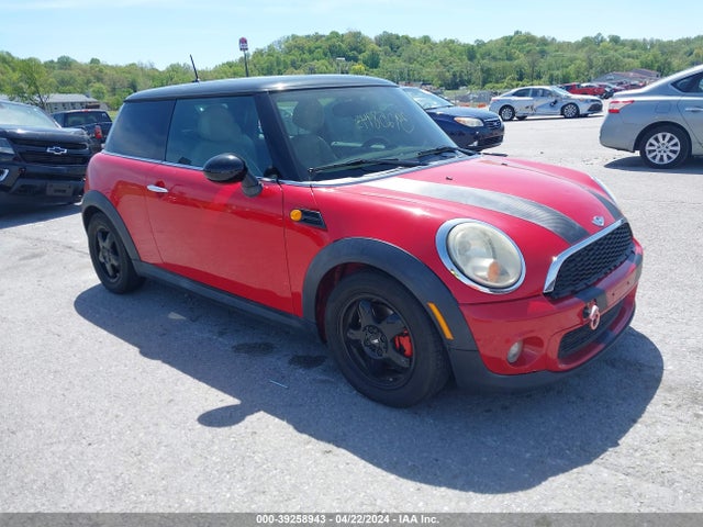 2011 MINI COOPER WMWSU3C57BT094396 Photo 0