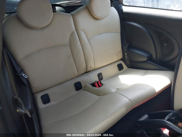 2011 MINI COOPER WMWSU3C57BT094396 Photo 7