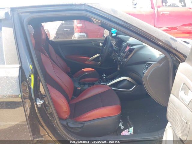Hyundai Veloster Turbo R-spec 2016 KMHTC6AE5GU288050 Image 5