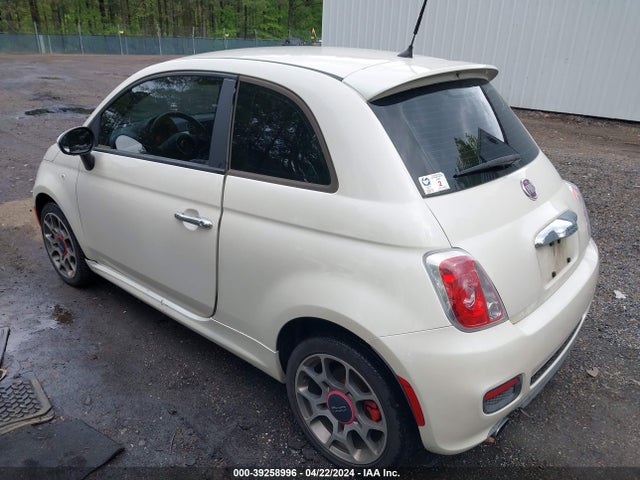 2013 FIAT 500 3C3CFFBR7DT572223 Photo 2