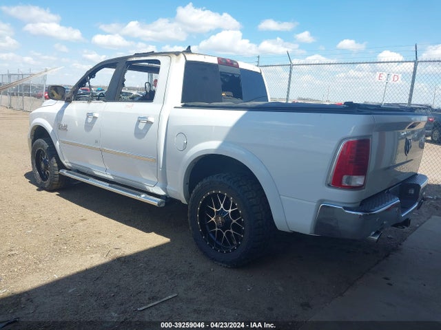 RAM 1500 Laramie  4x4 5'7 Box 2018 1C6RR7NT3JS137603 Image 3