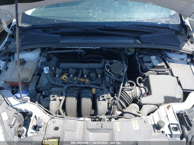Ford FOCUS SE 2015 1FADP3F25FL215345 Image 10