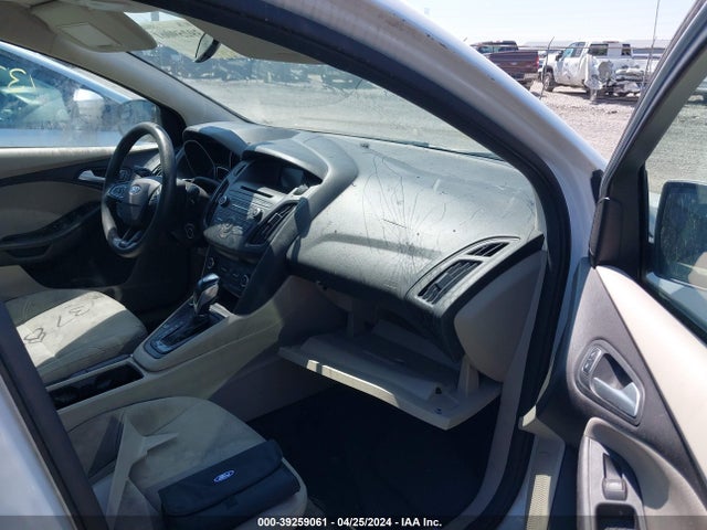 Ford FOCUS SE 2015 1FADP3F25FL215345 Image 5
