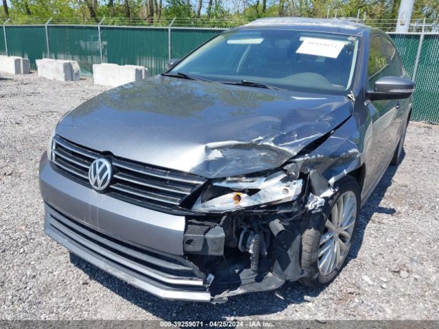 3VWD17AJ7FM414037 Volkswagen Jetta 1.8t Se