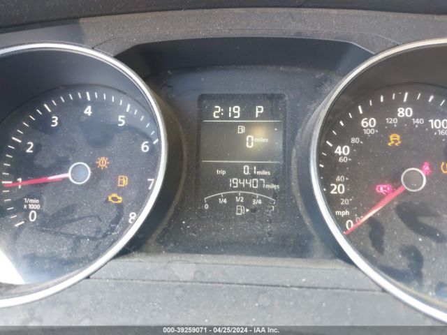 3VWD17AJ7FM414037 Volkswagen Jetta 1.8t Se